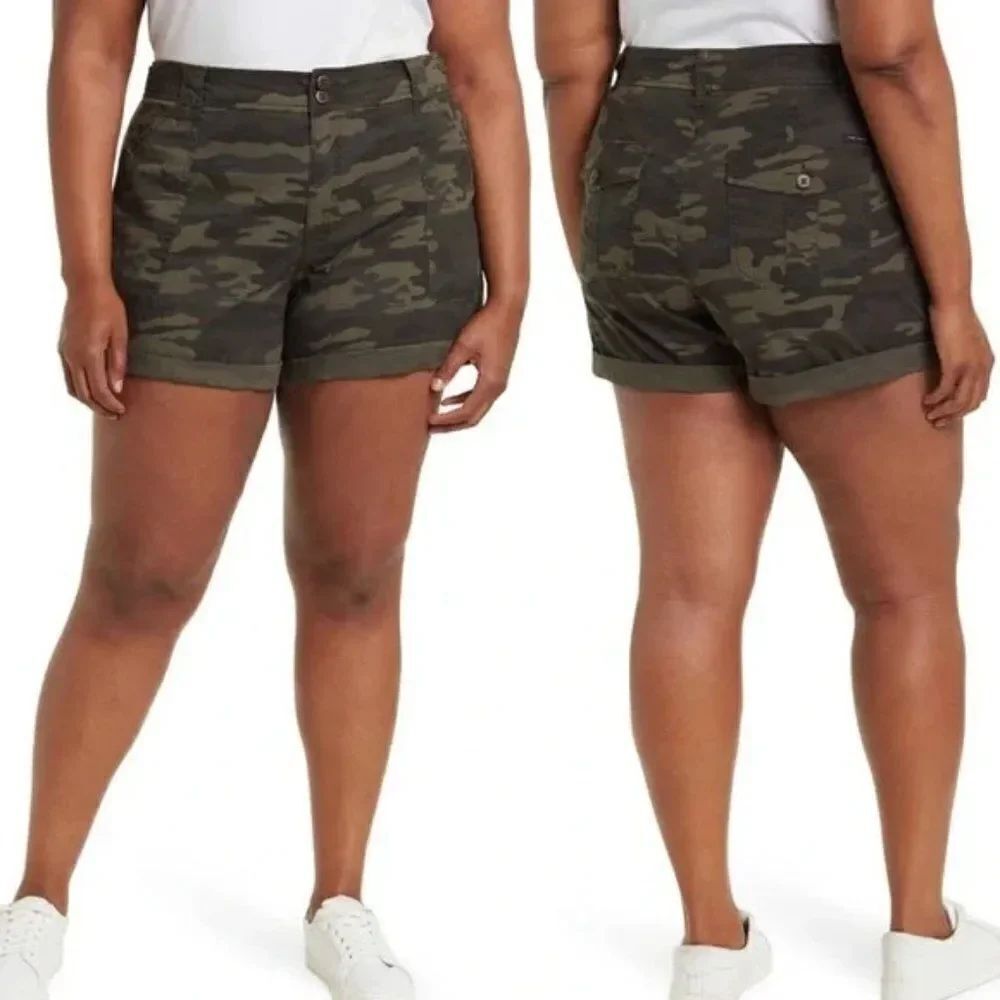 NEW! Sanctuary Crew Shorts - size 1X in Green Camo